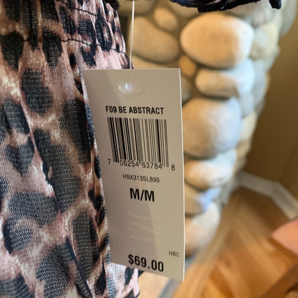 I.N.C. Leopard print blouse ( NWT) - Picture 8 of 14